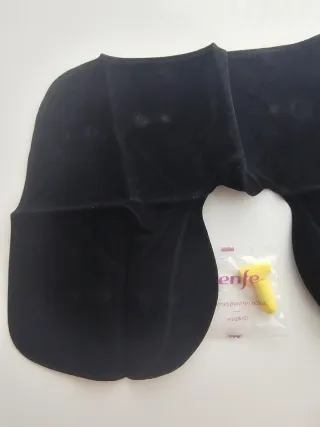 Cojín Inflable Viaje Negro + Tapones Oído