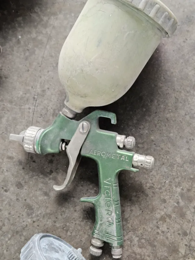 Pistola Aerometal Victoria y Salgola 2x150