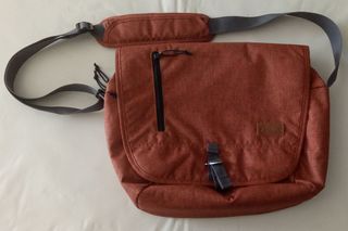Bolso Hannah Camping MB 14 Marrón