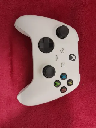 Xbox Series S 512 GB SSD con su caja