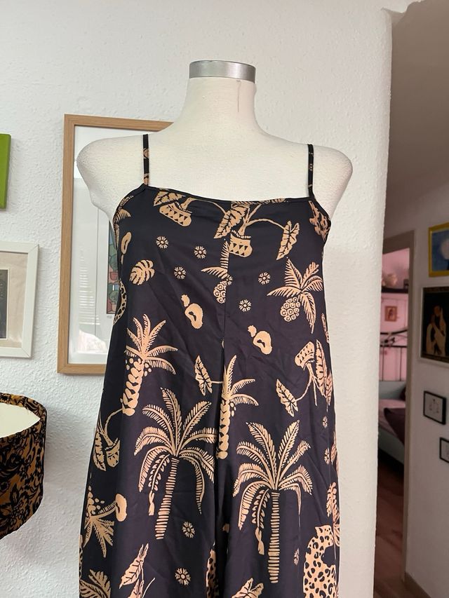 Mono largo estampado tropical talla L