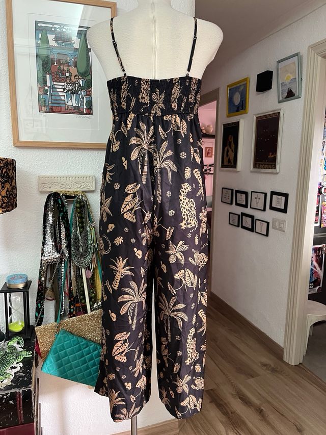 Mono largo estampado tropical talla L