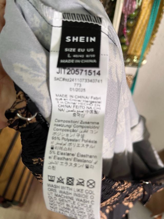 Mono largo estampado tropical talla L