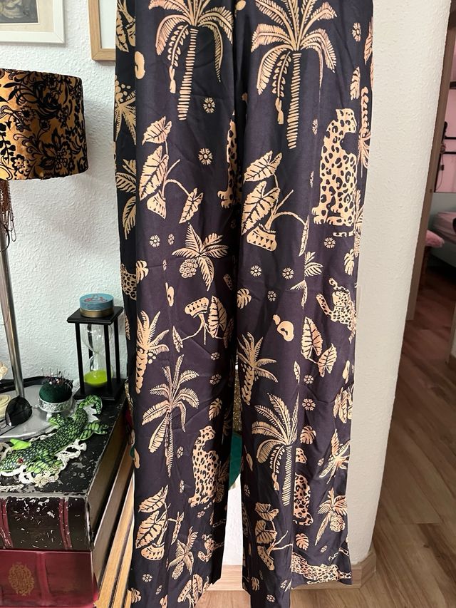 Mono largo estampado tropical talla L