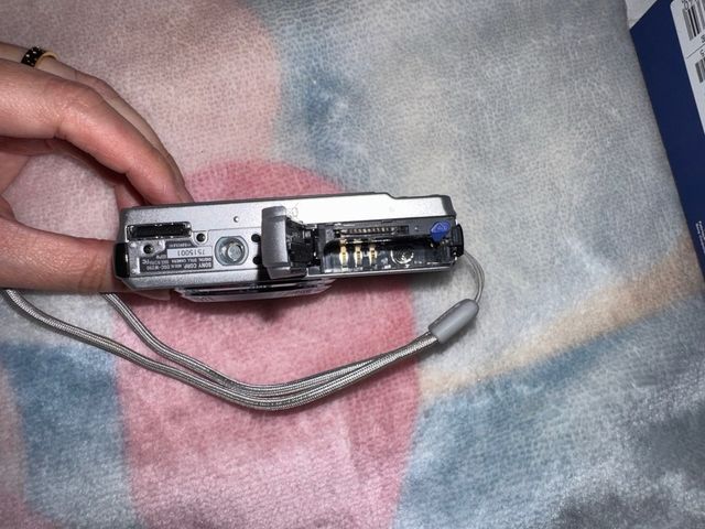 Cámara Digital Sony DSC-W290 Plata