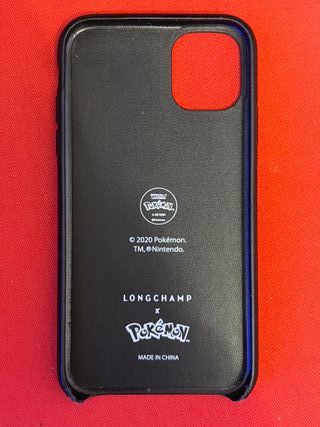 Custodia iPhone 11 Longchamp x Pokémon