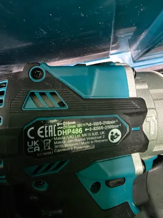 Taladro Makita .DHP 486)   18V 5.0Ah