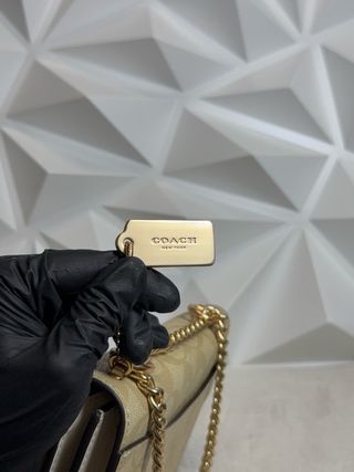 Bolso Coach Dorado y Beige