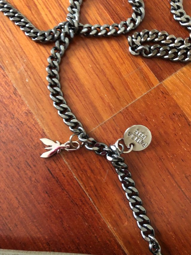 Bolso sobre Patrizia Pepe gris