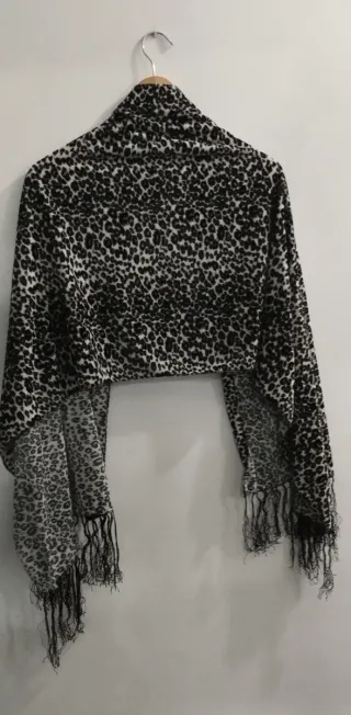 Chal bufanda terciopelo con flecos