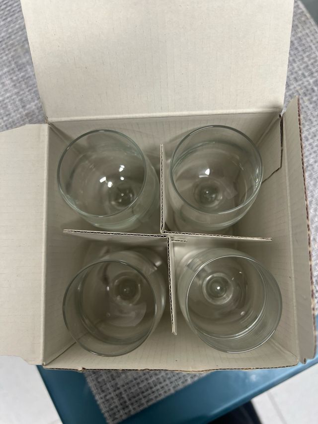 Juego 4 copas champán y 4 licor Thomas