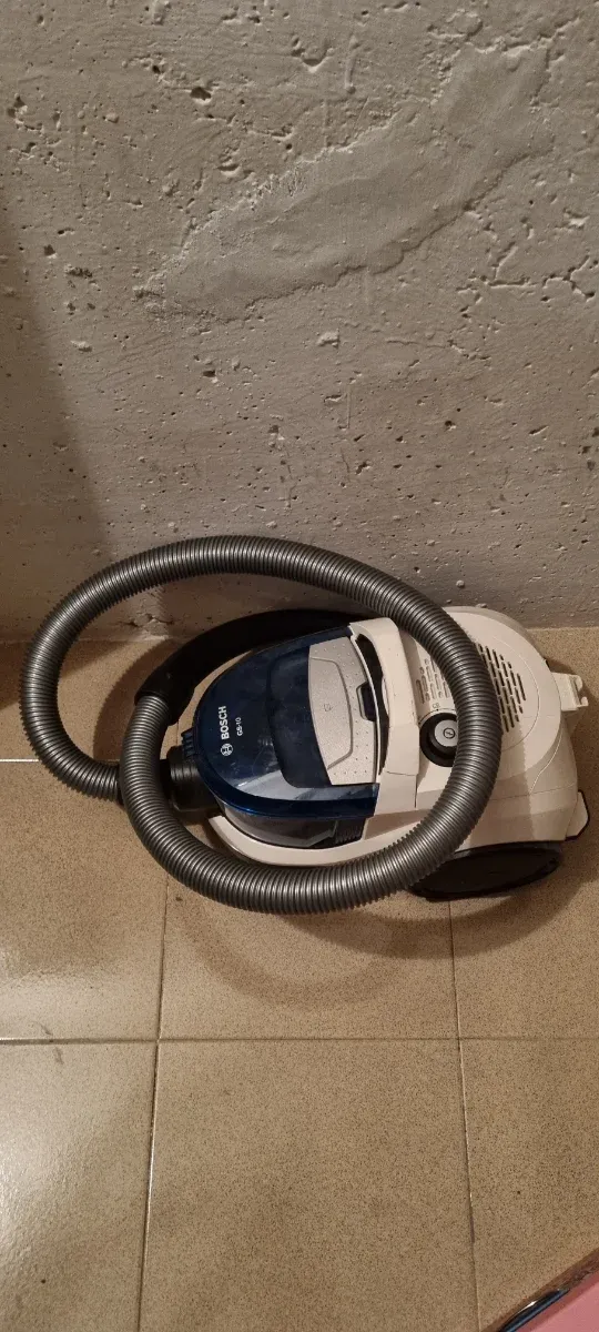 Aspirapolvere Bosch GS-10