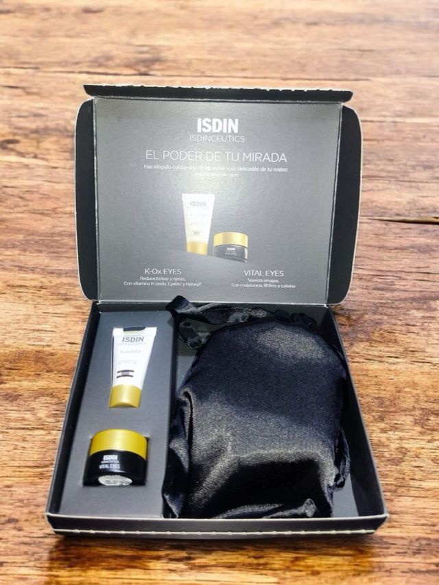 Caja Especial ISDINCeutics