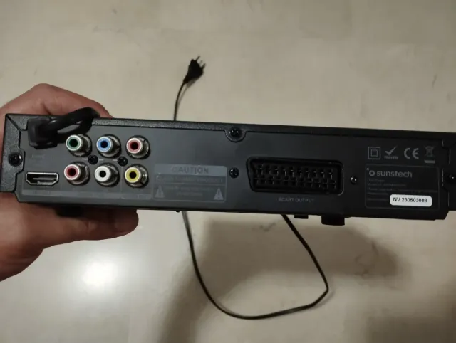 Reproductor DVD Sunstech DVPMH225