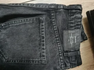 Pantalón Stradivarius negro chica
