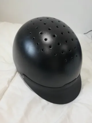 Casco de montar negro