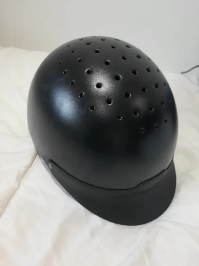 Casco de montar negro