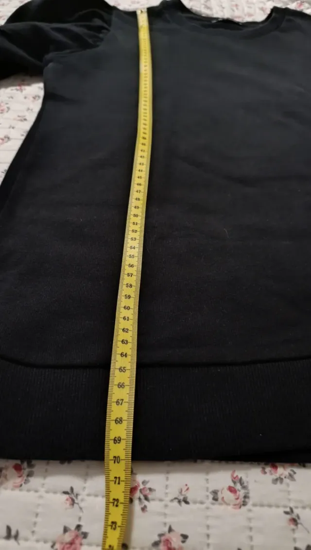 Zara Felpa Nera Maniche a Sbuffo