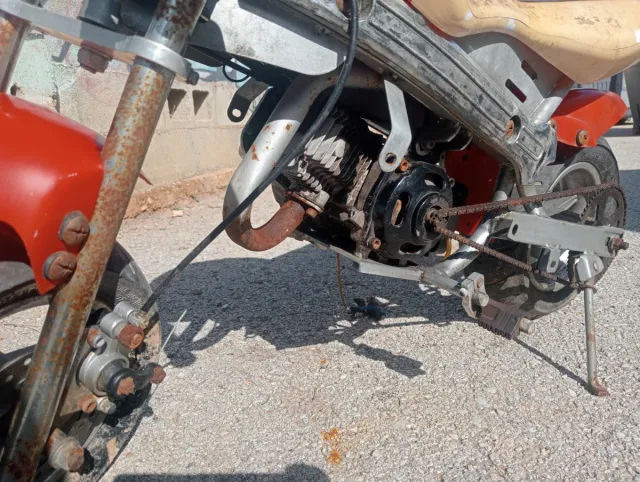 Mini Moto Yamaha Regina Roja/Crema