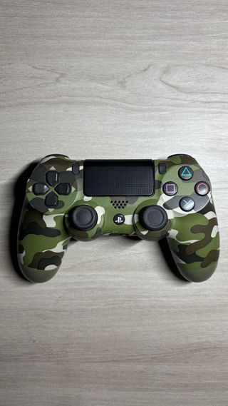 PS4 500GB Negra + Mandos