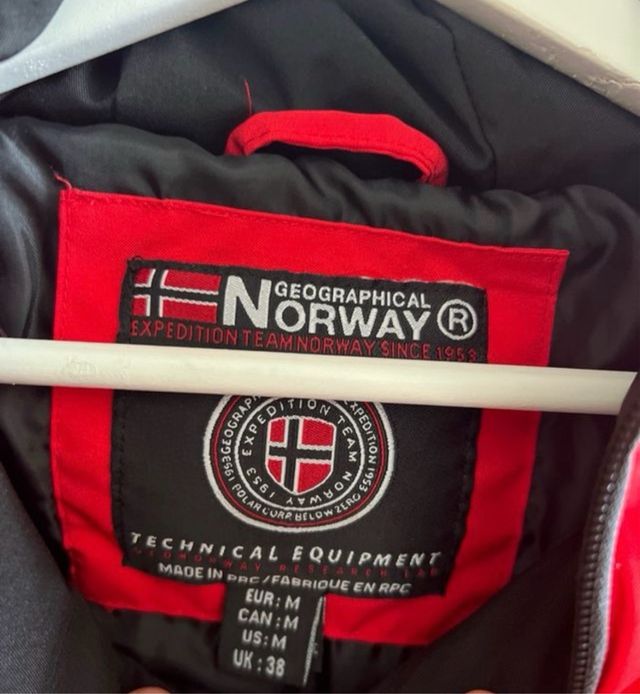 Anorak Geographical Norway Rojo