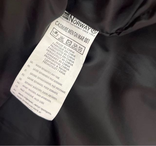 Anorak Geographical Norway Rojo