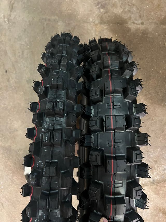 Juego Neumáticos Motocross