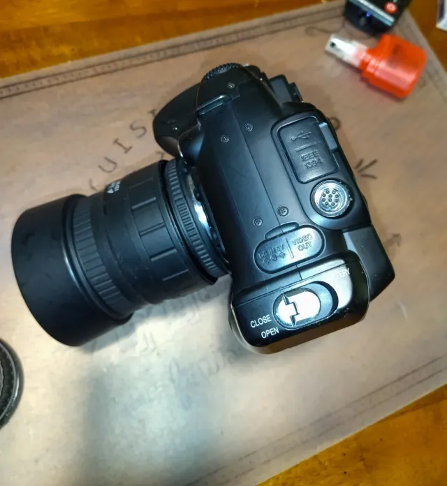 Fujifilm Finepix S3 Pro + Sigma Zoom 24-70mm