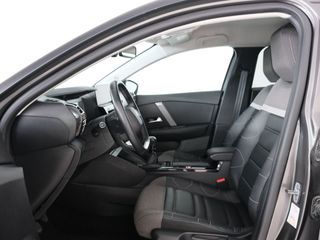 Citroën C4 PureTech 130 S&S 6v Shine