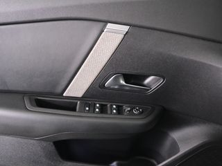 Citroën C4 PureTech 130 S&S 6v Shine