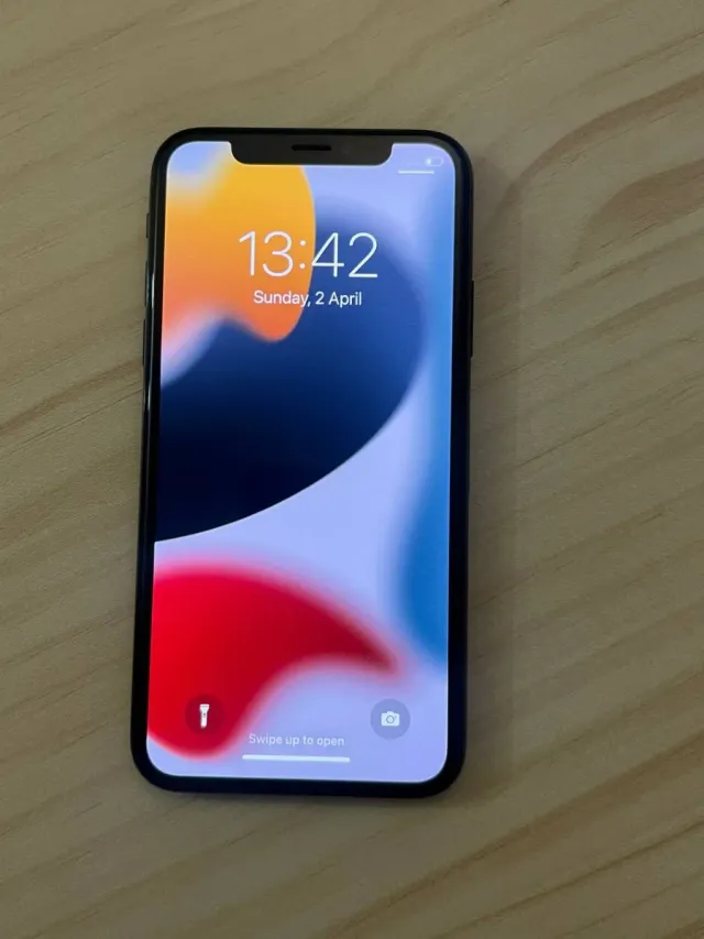 iPhone X 64GB . Libre LTE Space Gray