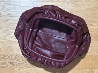 Bolso Bottega Veneta Pouch Cuero Borgoña