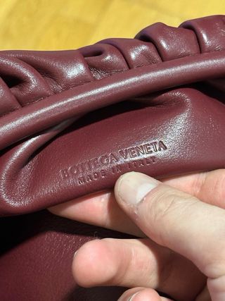 Bolso Bottega Veneta Pouch Cuero Borgoña