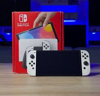 Nintendo Switch OLED Blanca y Negra