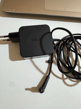 Ordenador portátil Asus NUEVO