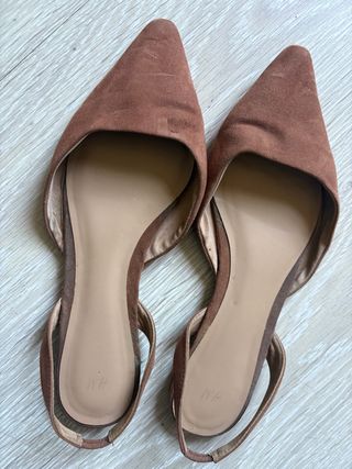 Zapatos planos H&M marrones talla 40