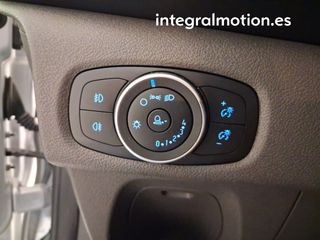 Ford Transit Custom Kombi 2.0 TDCI 96kW 320 L1 Trend