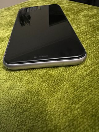 iPhone 11 Lila 64 GB