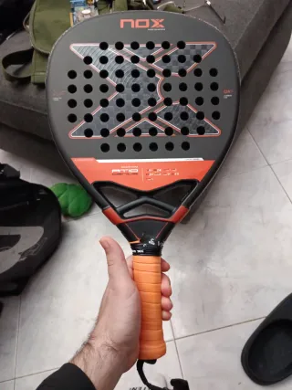 Pala de pádel Nox Attack 12K