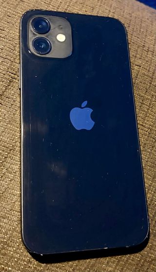 iPhone 12 64GB Negro - Batería 79%