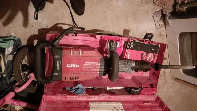 Martillo Hilti TE 905-AVR
