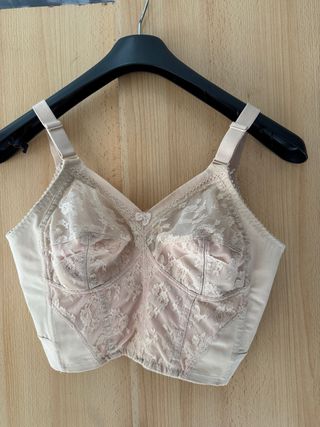 Elegante sujetador vintage beige