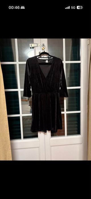 Vestido de veludo preto