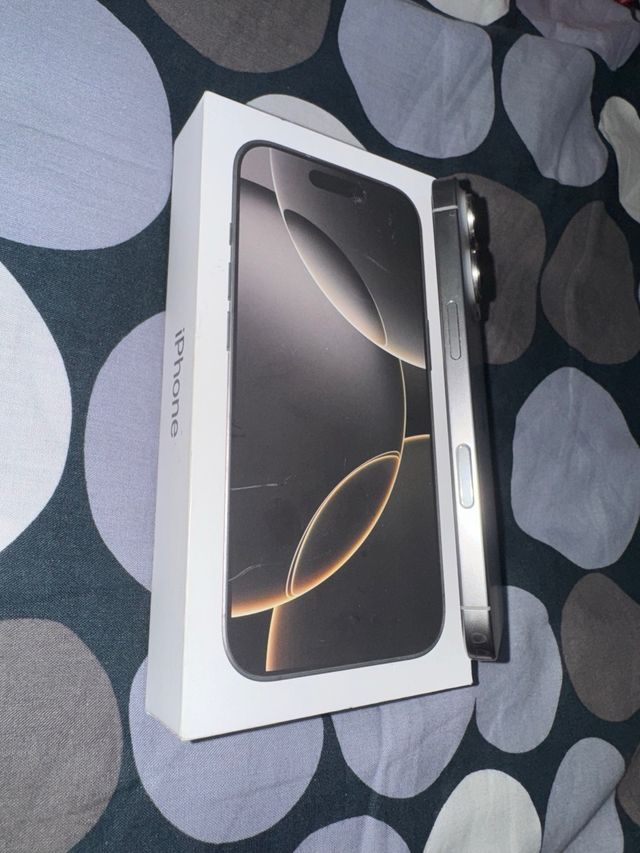 iPhone 16 Pro Titanio NUEVO