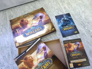 Nintendo Switch OLED caja  + World of Warcraft