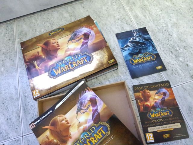 Nintendo Switch OLED caja  + World of Warcraft