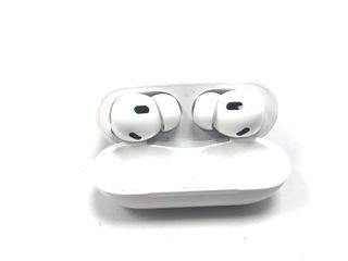 in-ear apple airpods pro 2 gen
