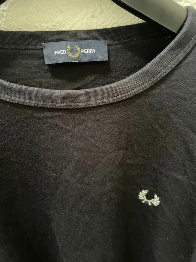 Camiseta Fred Perry azul marino