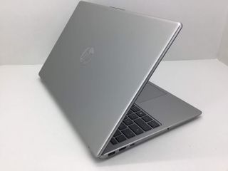 pc portatil hp hp laptop 15-fc0xxx