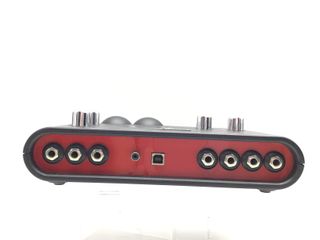tarjeta sonido line 6 toneport ux2